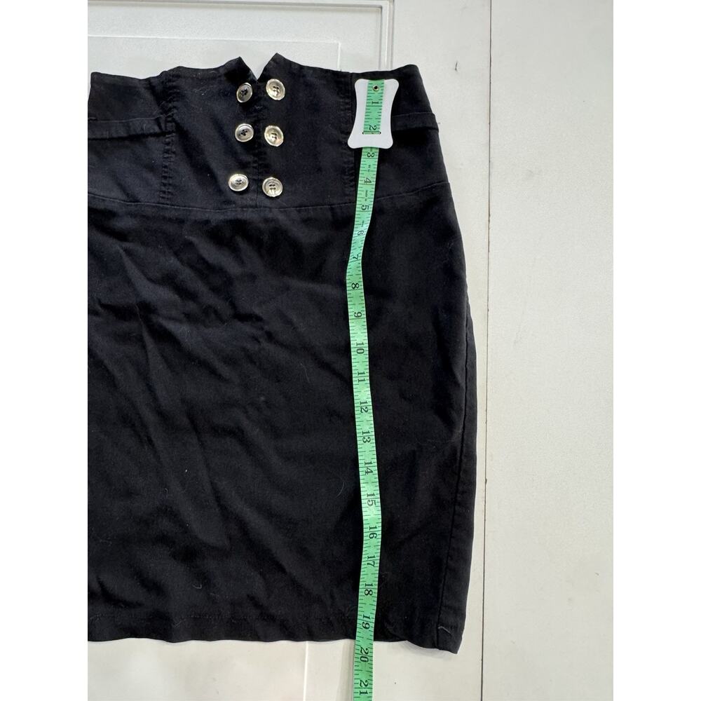 Tess Vintage Black High Waist Knee High Skirt Size Medium Button Detail - Picture 5 of 6